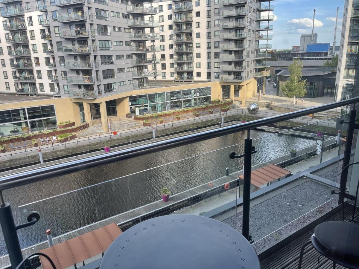 Deluxe City Apt, Beautiful River View,Free Parking No Balcony Leeds  Exterior photo